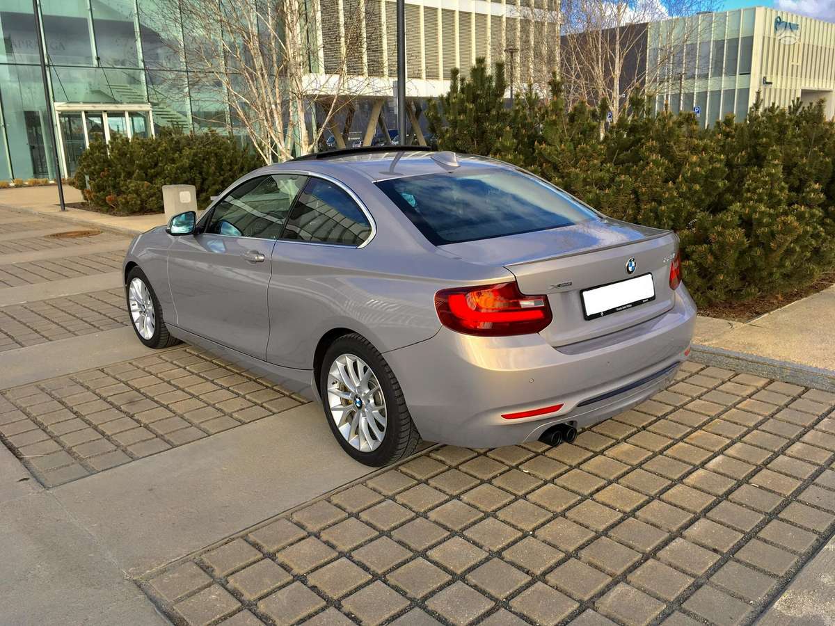 BMW 228, 2.0 l., coupe