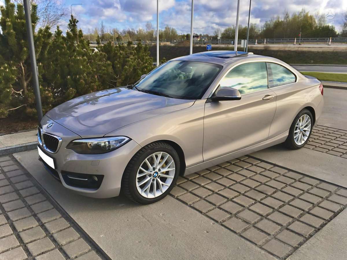 BMW 228, 2.0 l., coupe