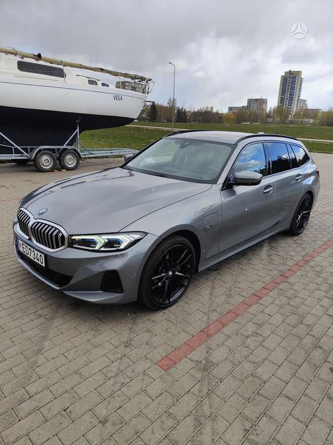 BMW 320, 2.0 l., Универсал
