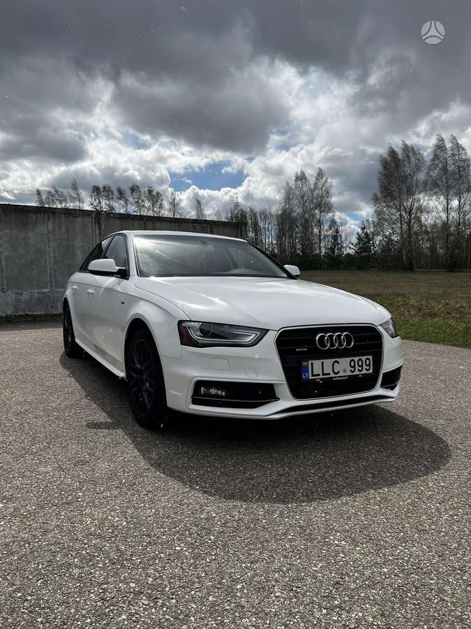 Audi A4, 2.0 l., saloon / sedan