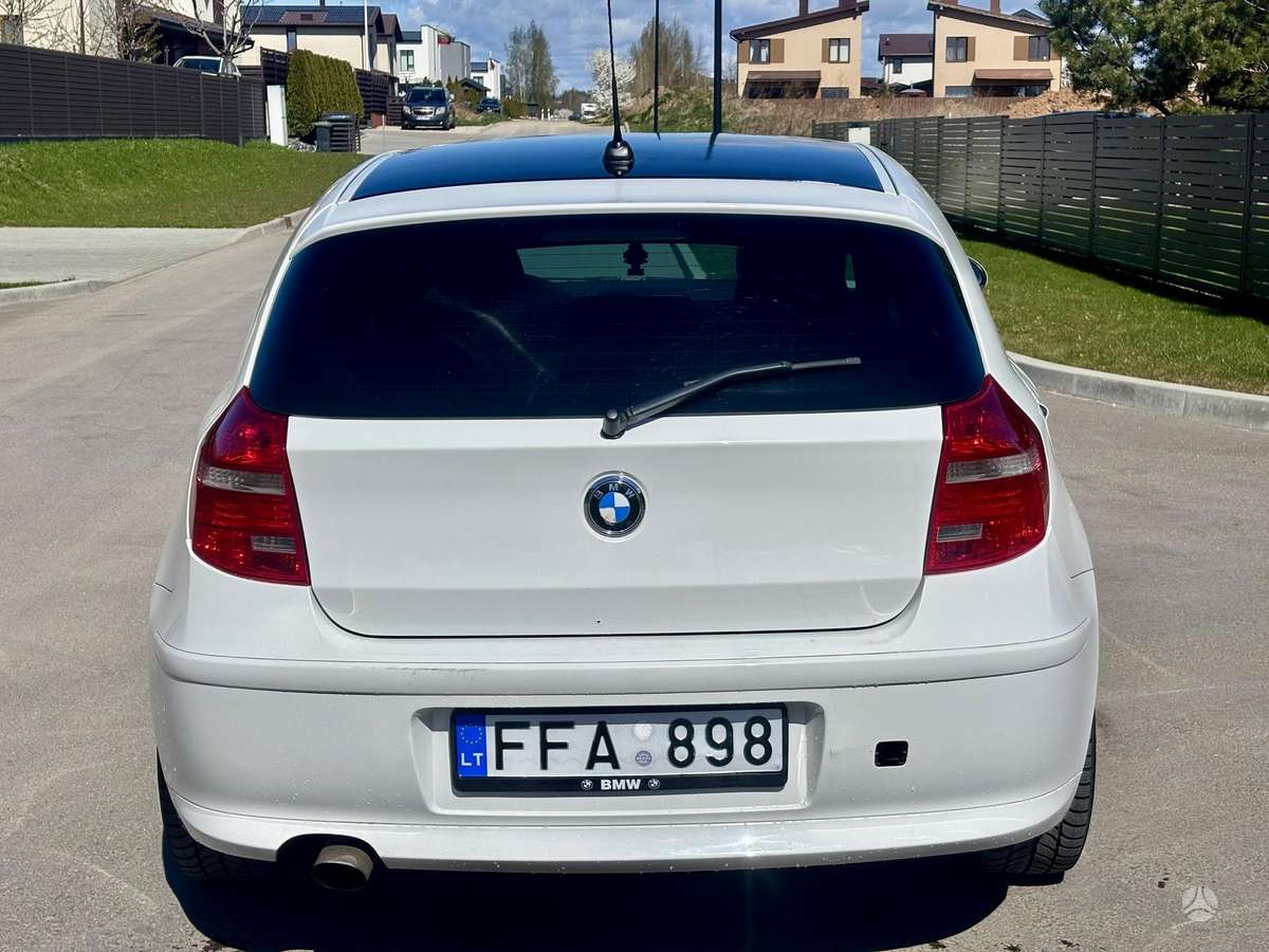 BMW 120, 2.0 l., hatchback