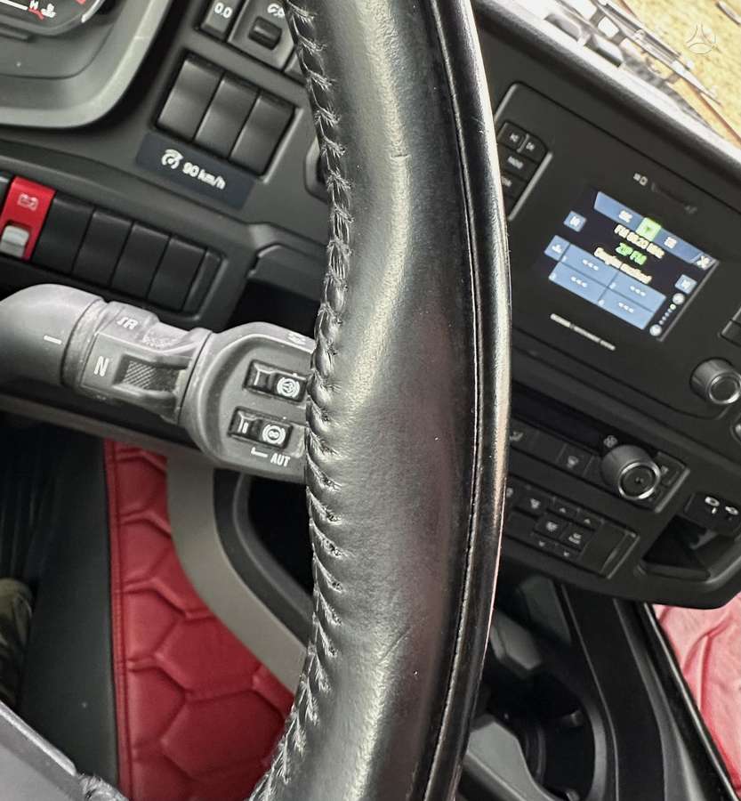 Scania R 450 ADR, double sleeper