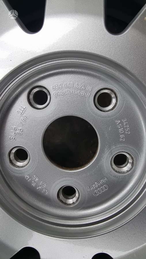 Audi Naujas,originalus, light alloy, R15