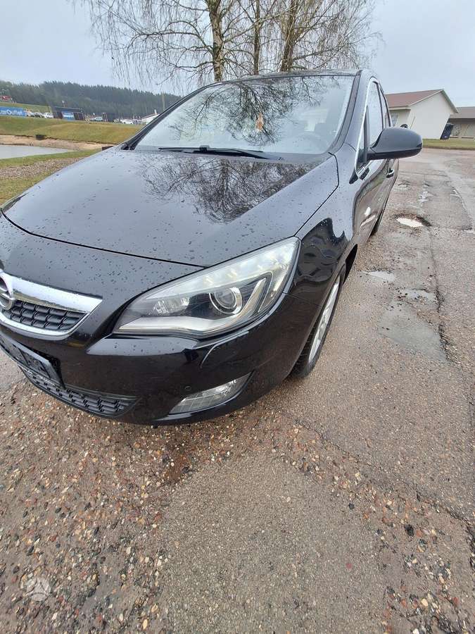 Opel Astra, 2.0 l., Хэтчбек