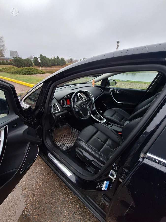 Opel Astra, 2.0 l., hatchback