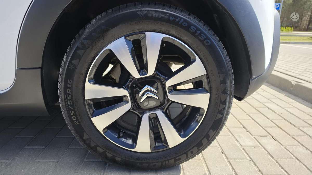 Citroen C3, 1.2 l., hatchback