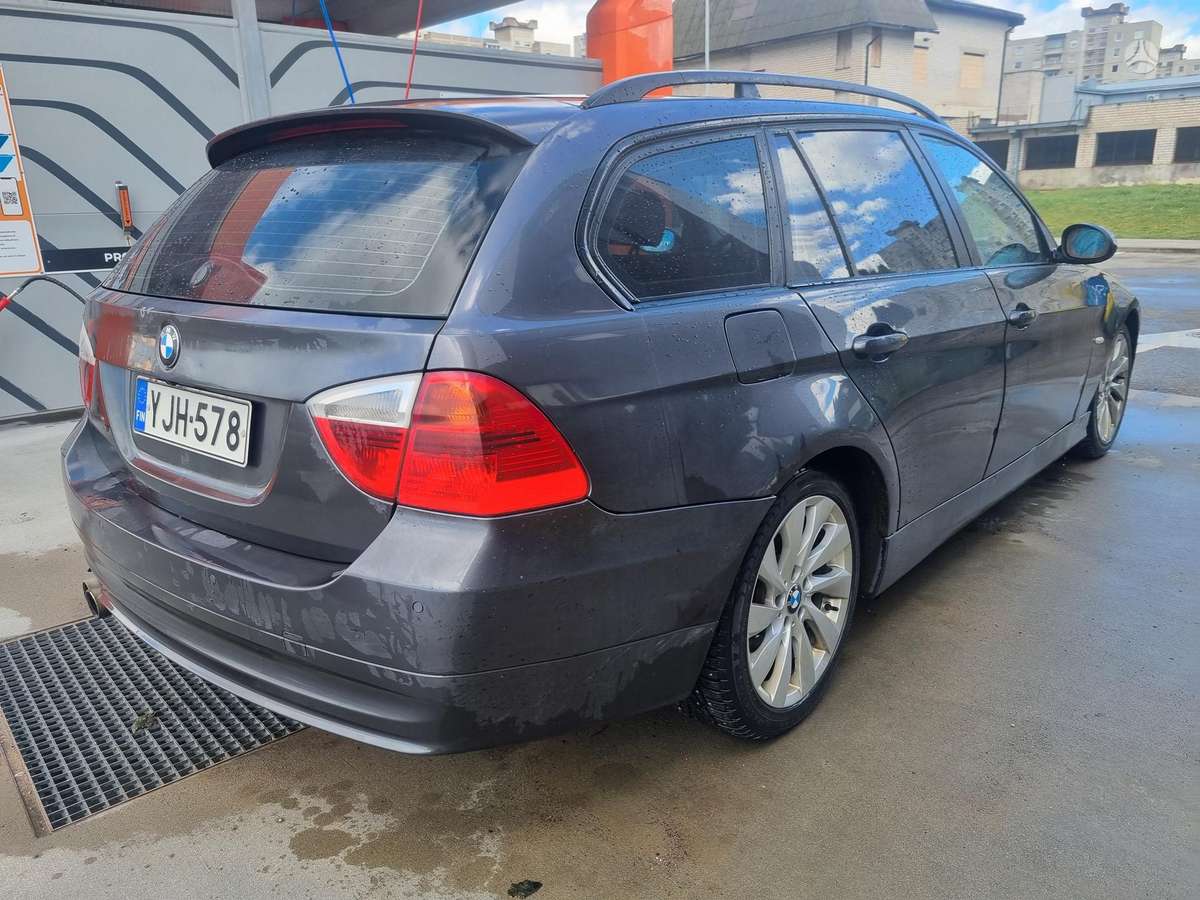 BMW 330, 3.0 l., Универсал