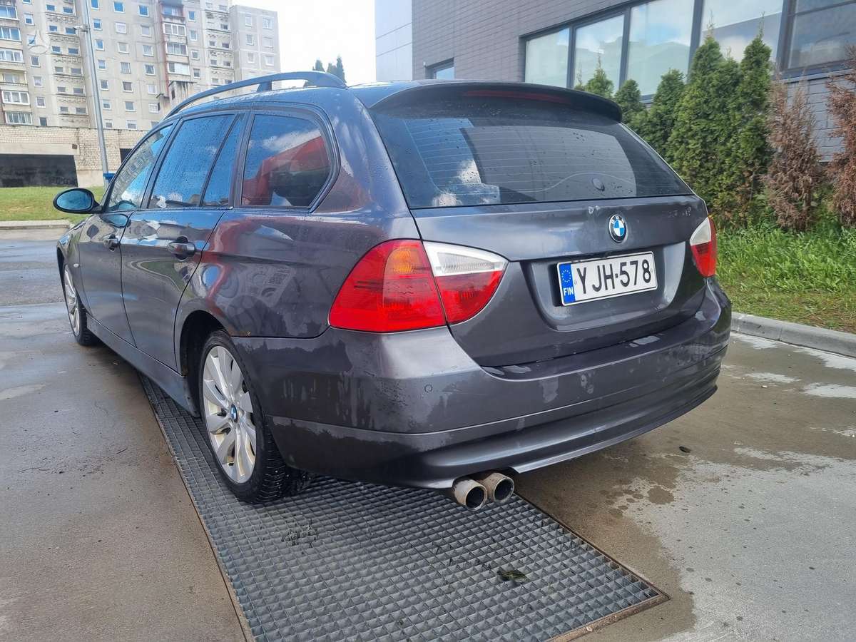 BMW 330, 3.0 l., Универсал