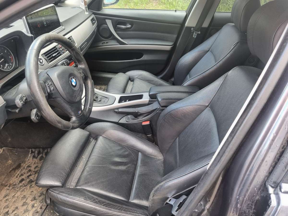 BMW 330, 3.0 l., Универсал