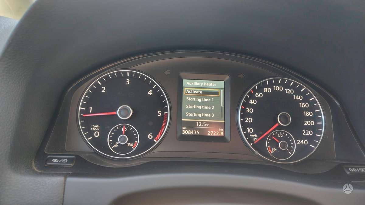 Volkswagen Golf Plus - 9