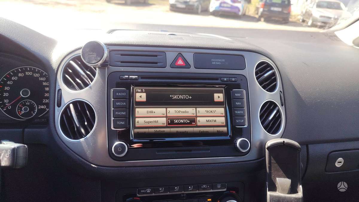 Volkswagen Golf Plus - 12
