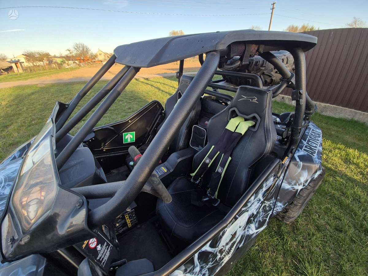 Arctic Cat Wildcat 950cc, keturračiai