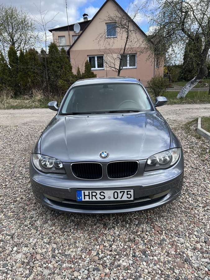 BMW 118, 2.0 l., hatchback