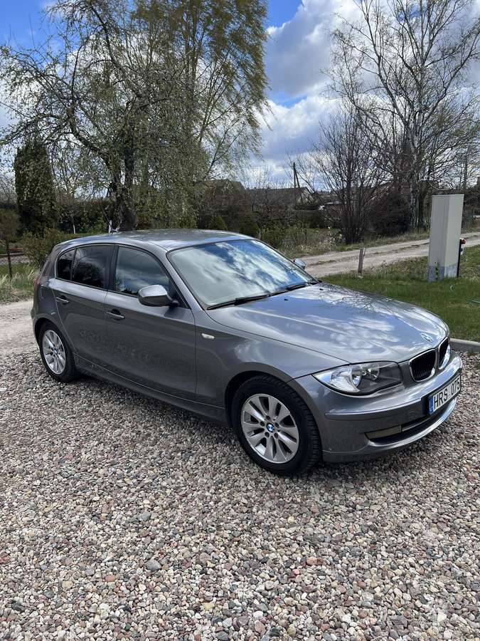 BMW 118, 2.0 l., hatchback