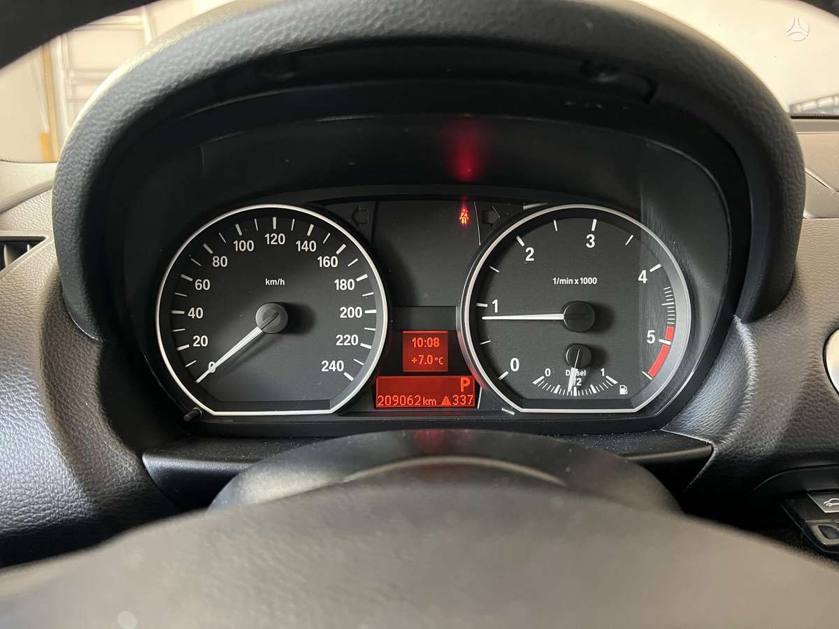 BMW 118, 2.0 l., Хэтчбек