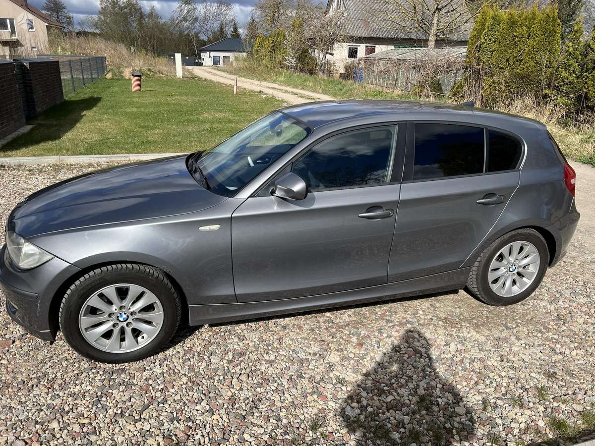 BMW 118, 2.0 l., Хэтчбек