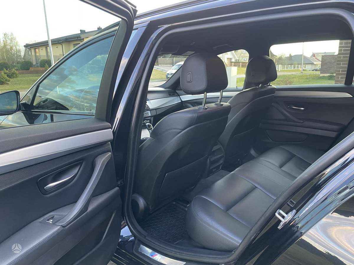 BMW 520, 2.0 l., wagon