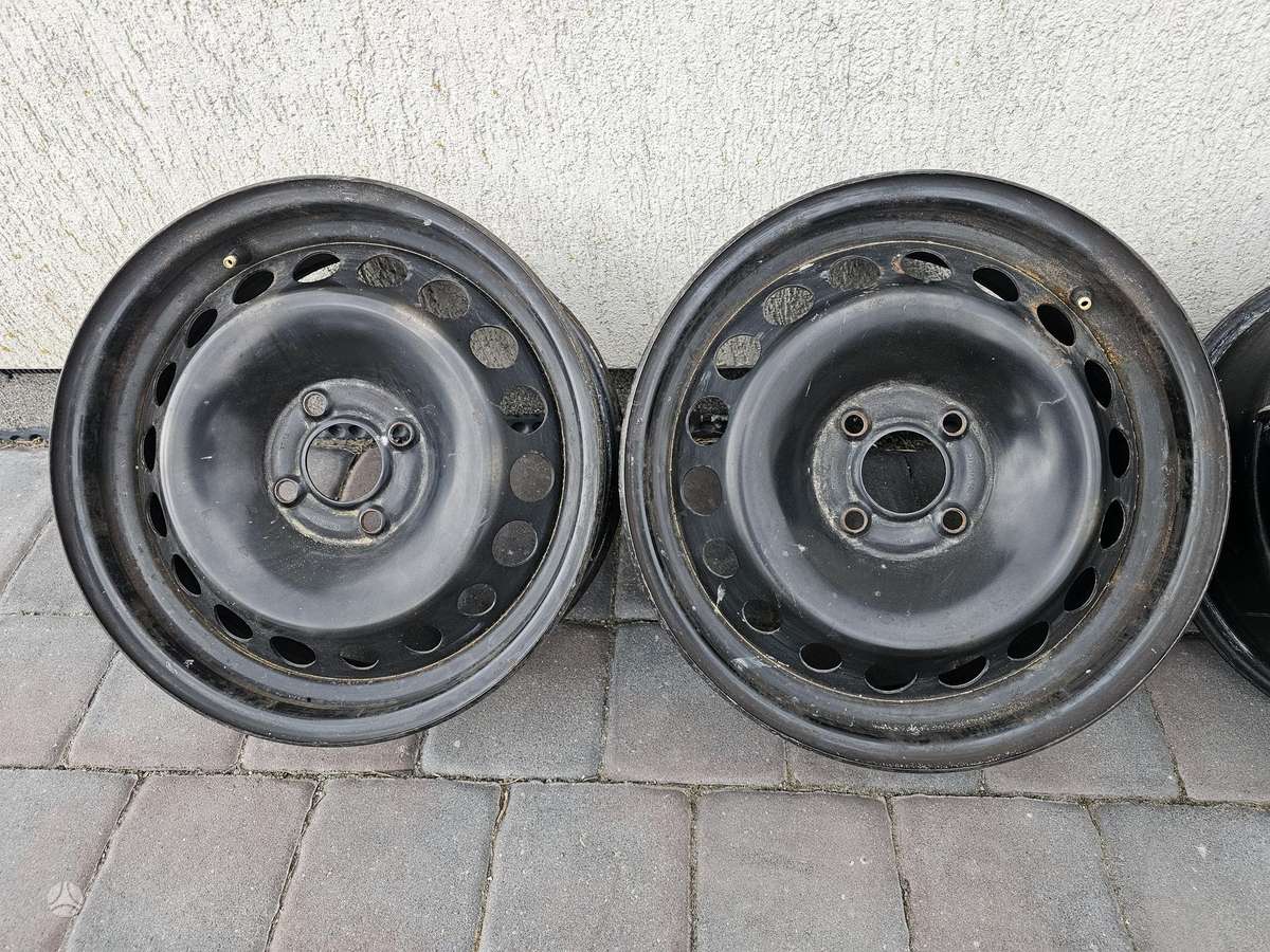 Renault, stamped steel, R15