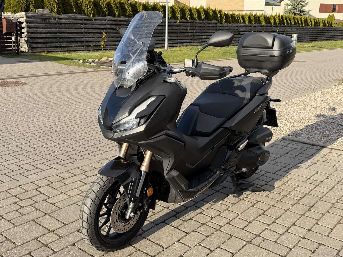 Honda ADV350 330cc, мотороллеры / мопеды