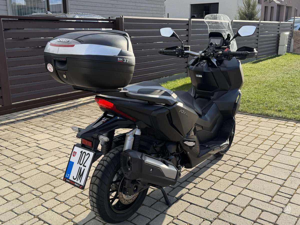 Honda ADV350 330cc, мотороллеры / мопеды