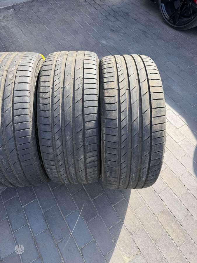 Kumho Escta PS71, summer 275/45 R21