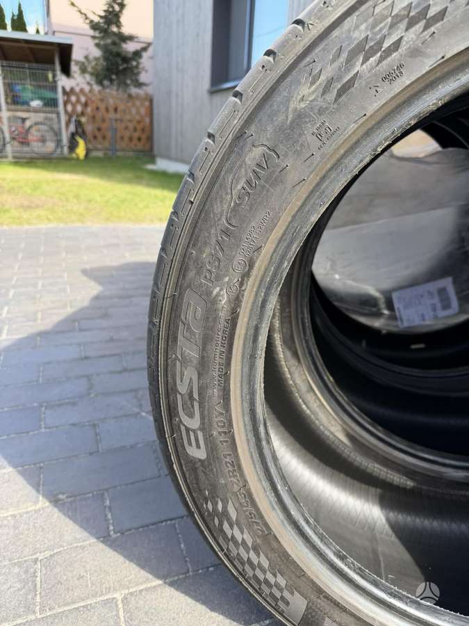 Kumho Escta PS71, летние 275/45 R21