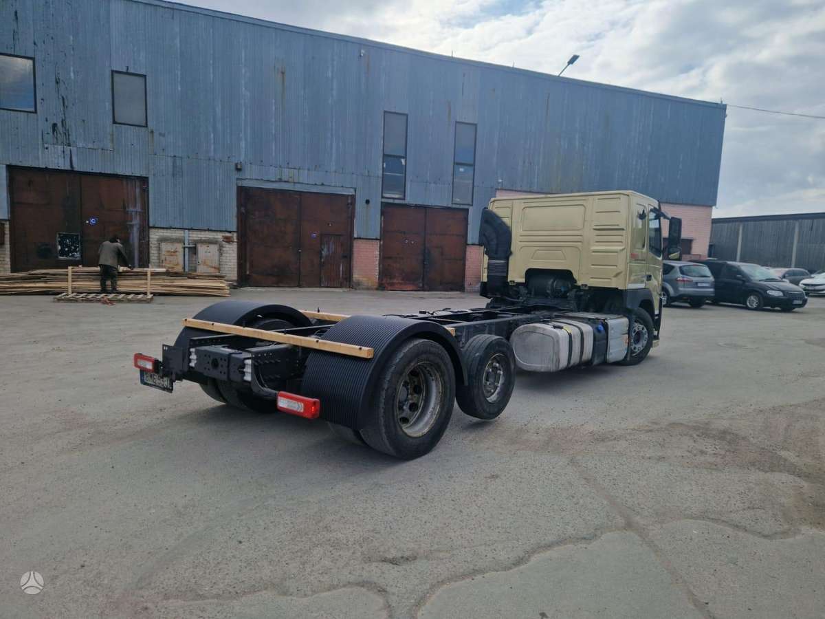 Volvo FM 500, шасси