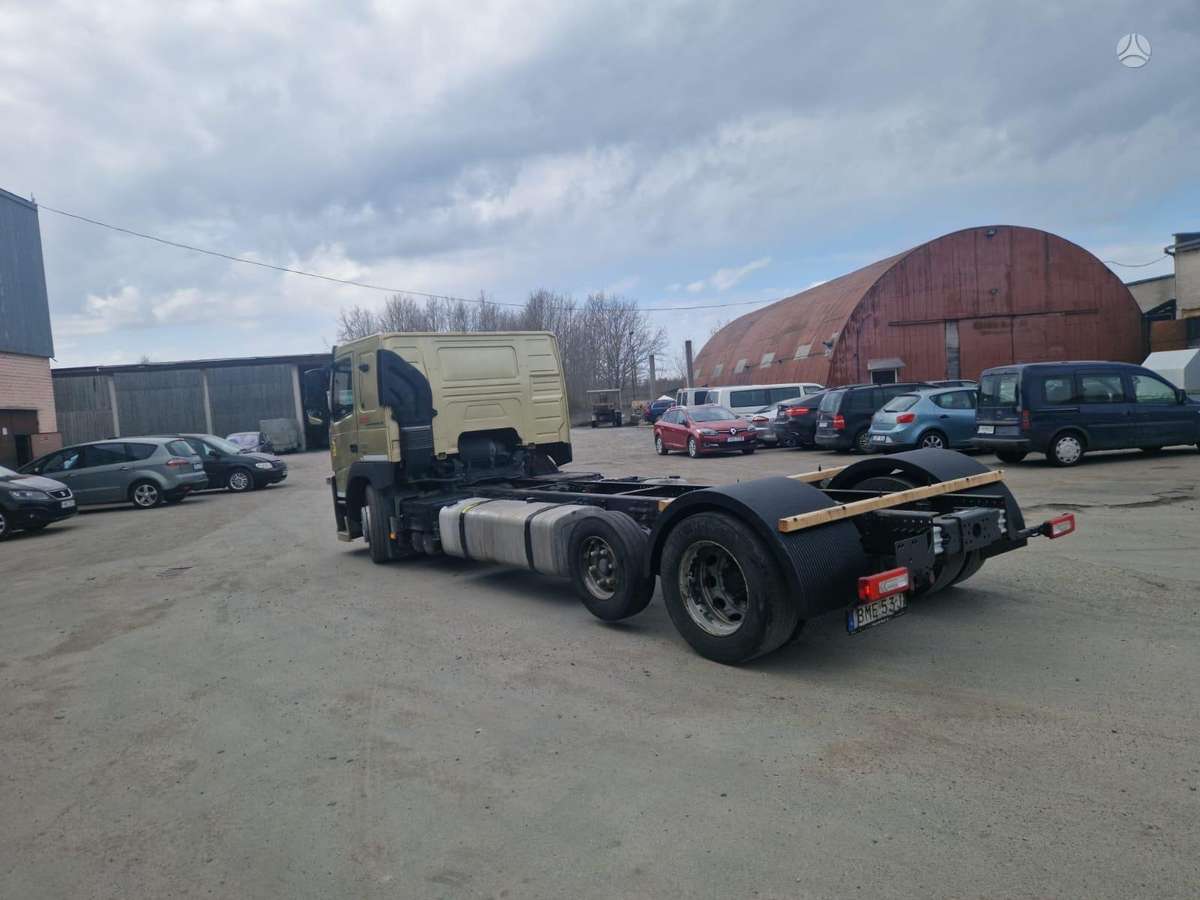 Volvo FM 500, шасси