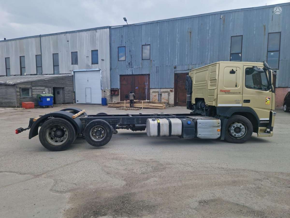 Volvo FM 500, шасси