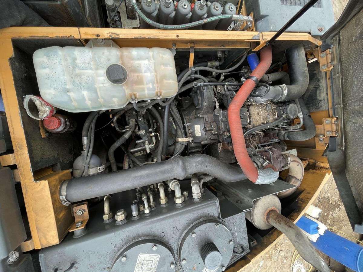Case WX145, excavator