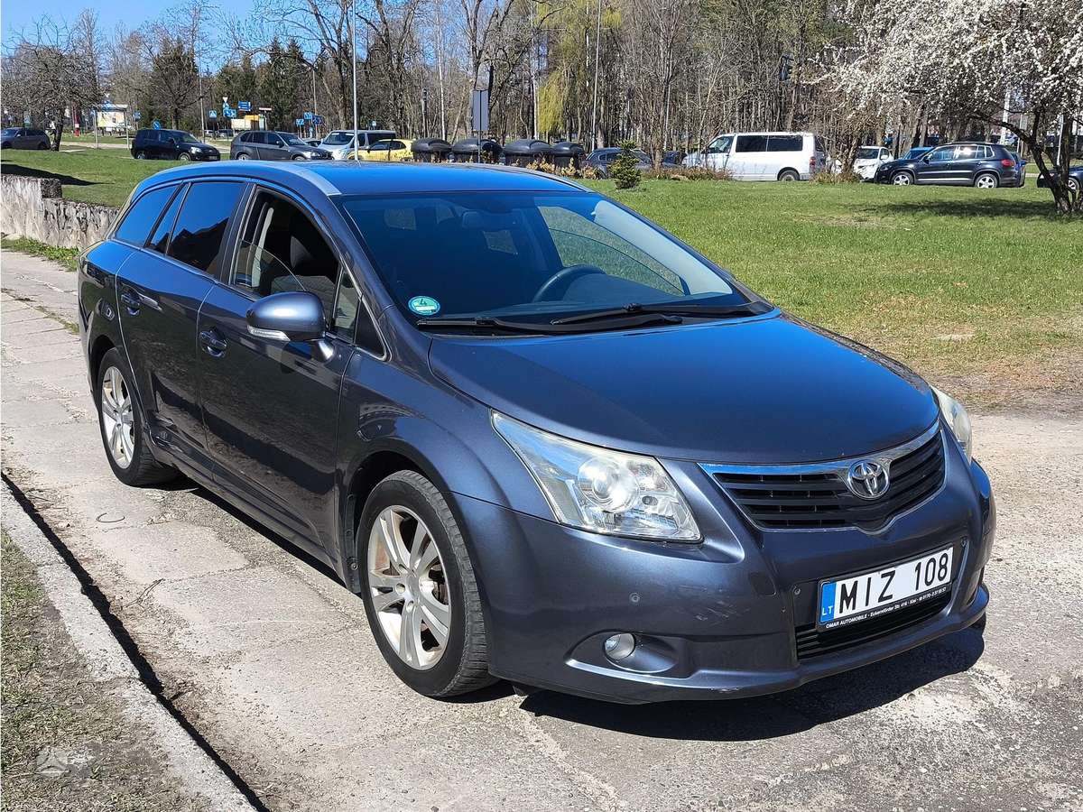 Toyota Avensis, 2.2 l., Универсал