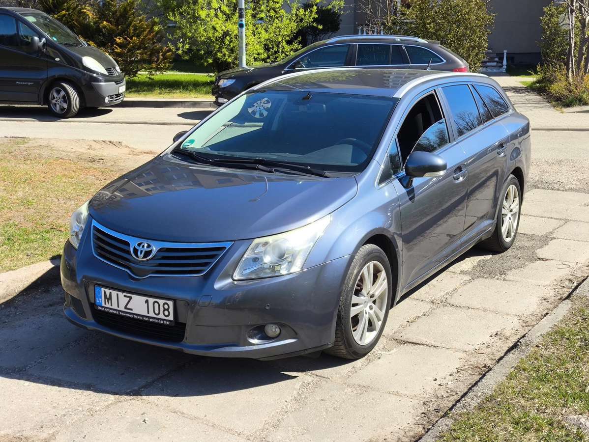 Toyota Avensis, 2.2 l., Универсал