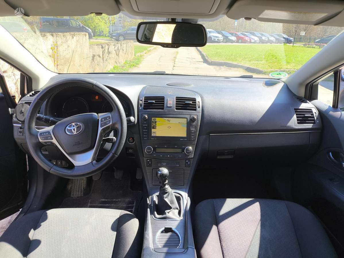 Toyota Avensis, 2.2 l., Универсал