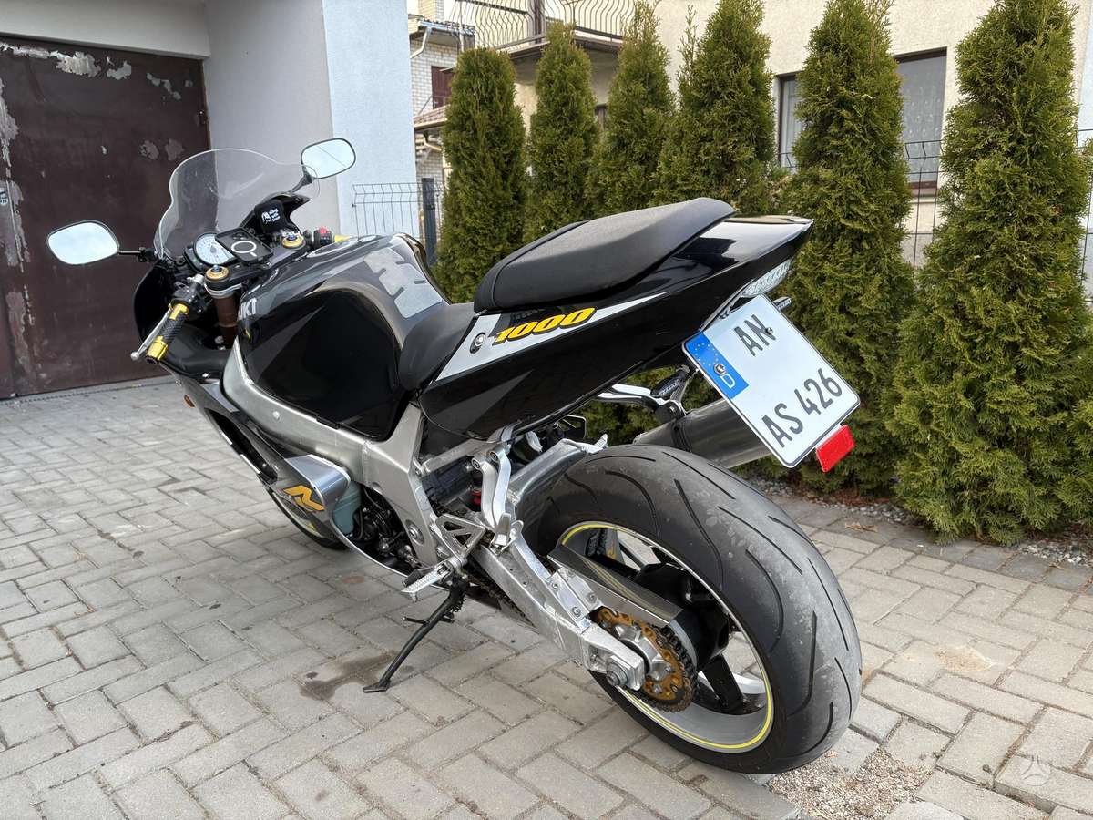 Suzuki GSX-R 1000cc, superbikes