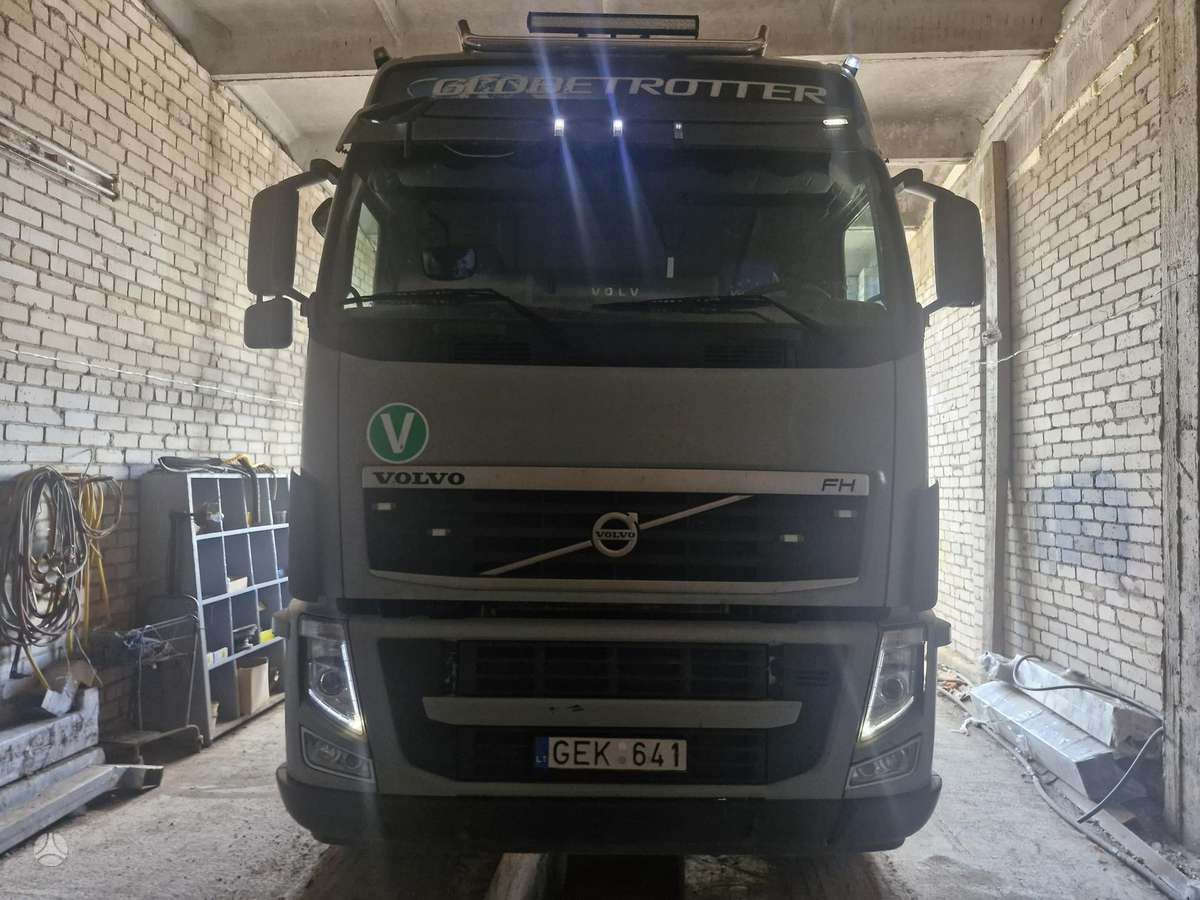 Volvo H64R, timber trucks