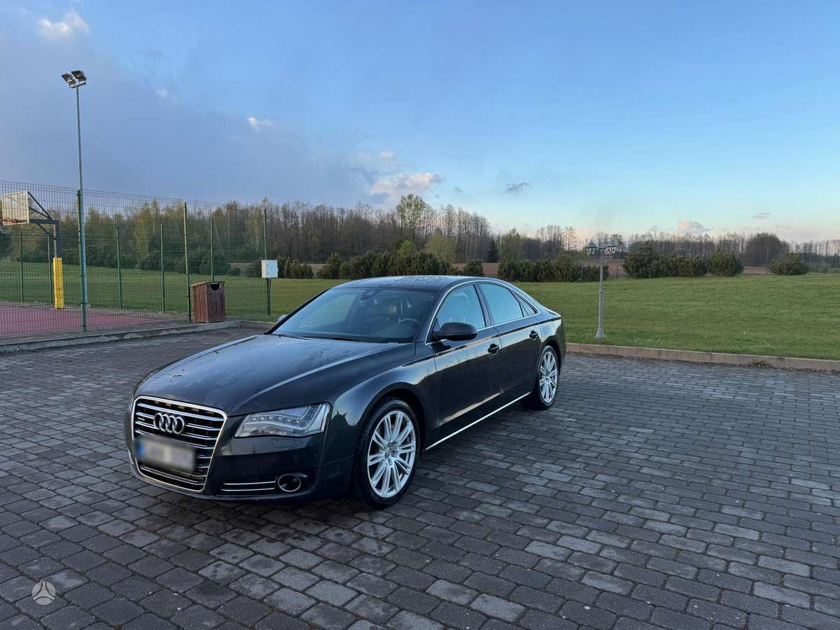 Audi A8, 3.0 l., Седан