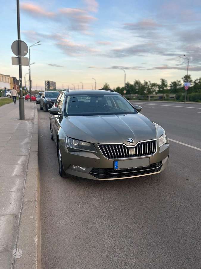 Skoda Superb, 2.0 l., universalas
