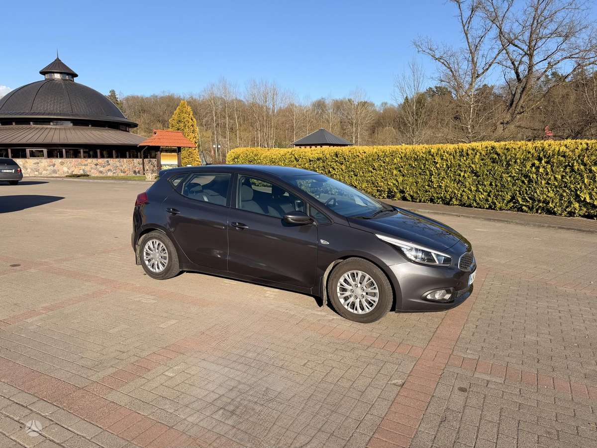Kia Ceed, 1.6 l., hatchback