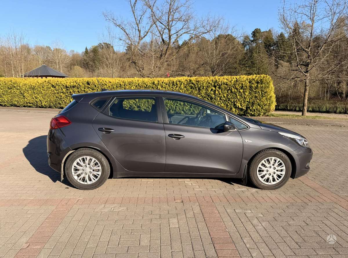 Kia Ceed, 1.6 l., hatchback