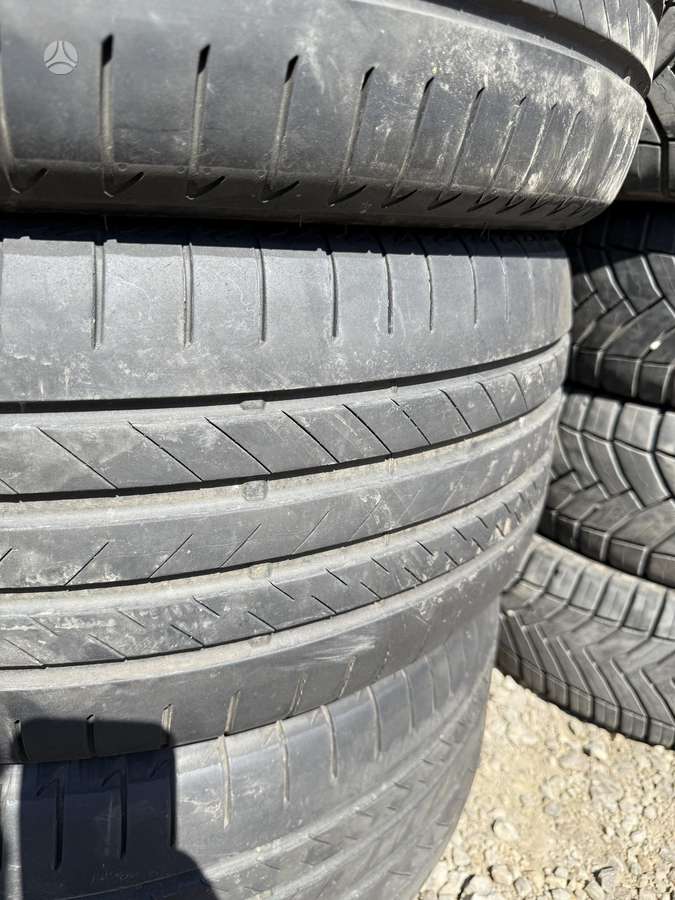 Bridgestone, летние 275/40 R22