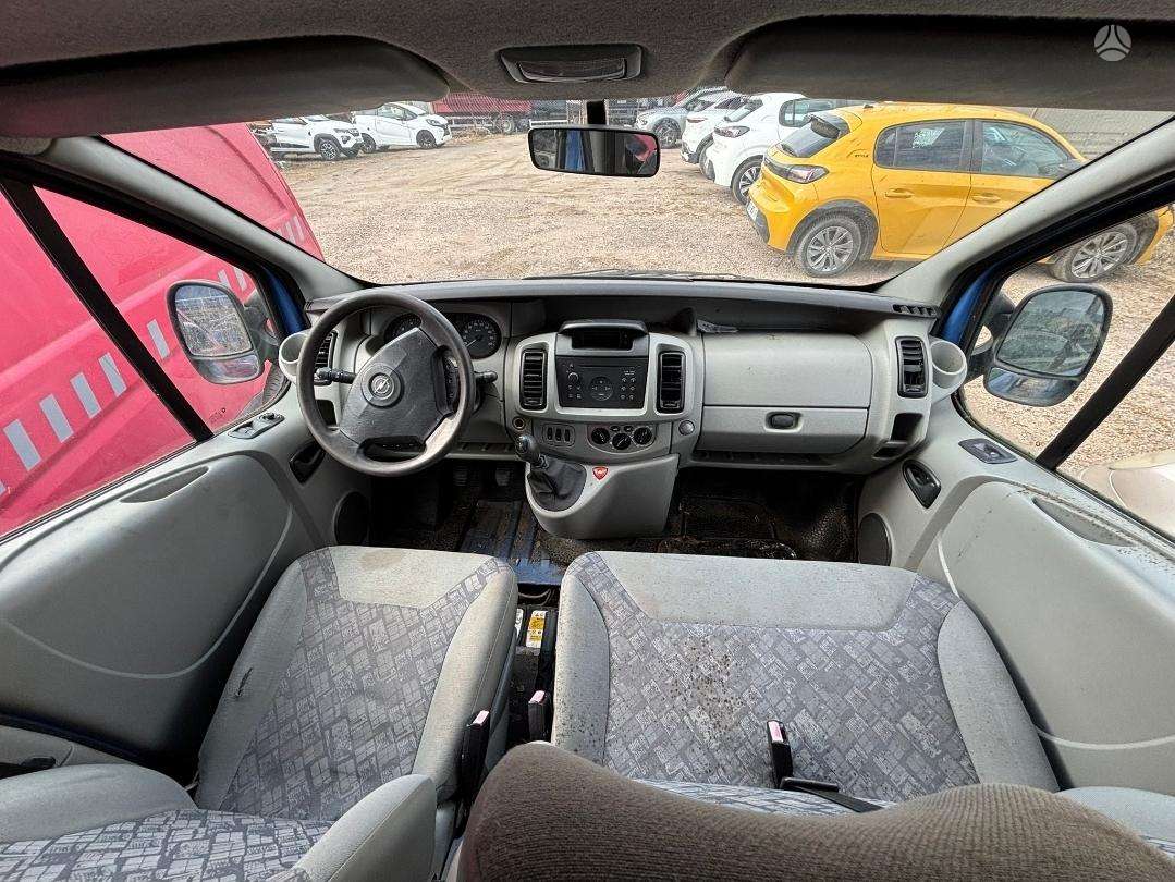 Opel Vivaro dalimis