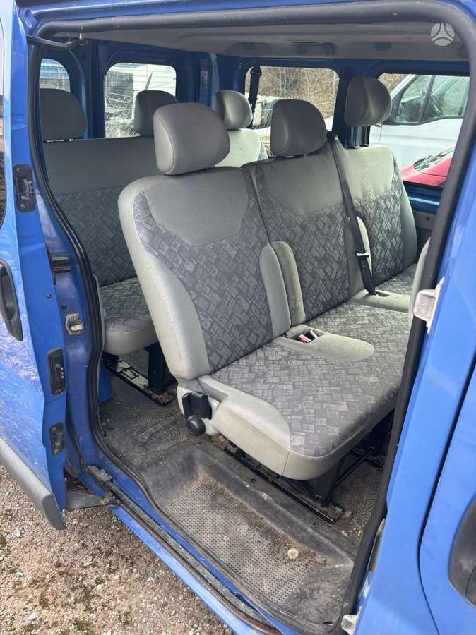 Opel Vivaro dalimis