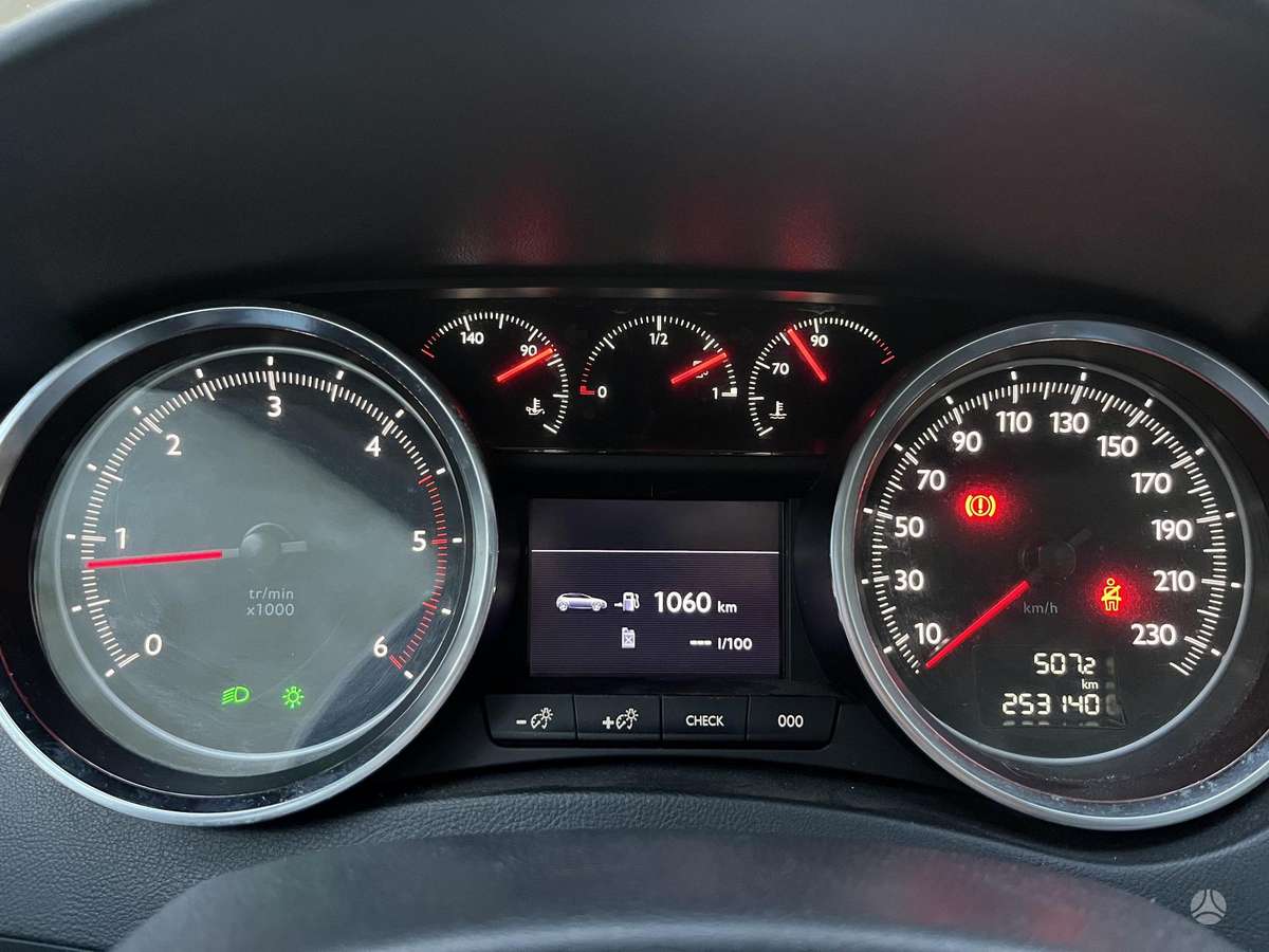 Peugeot 508, 2.0 l., Универсал
