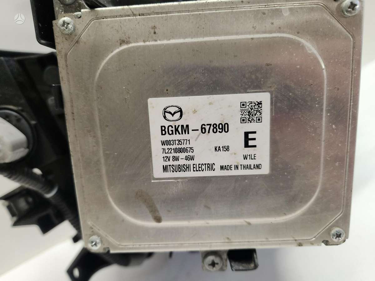 Mazda 3, BGKM-51-040, žibintai
