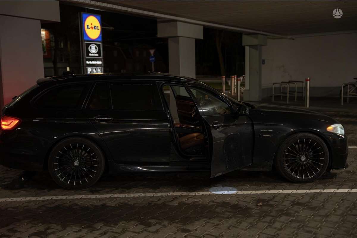 BMW 535, 3.0 l., wagon