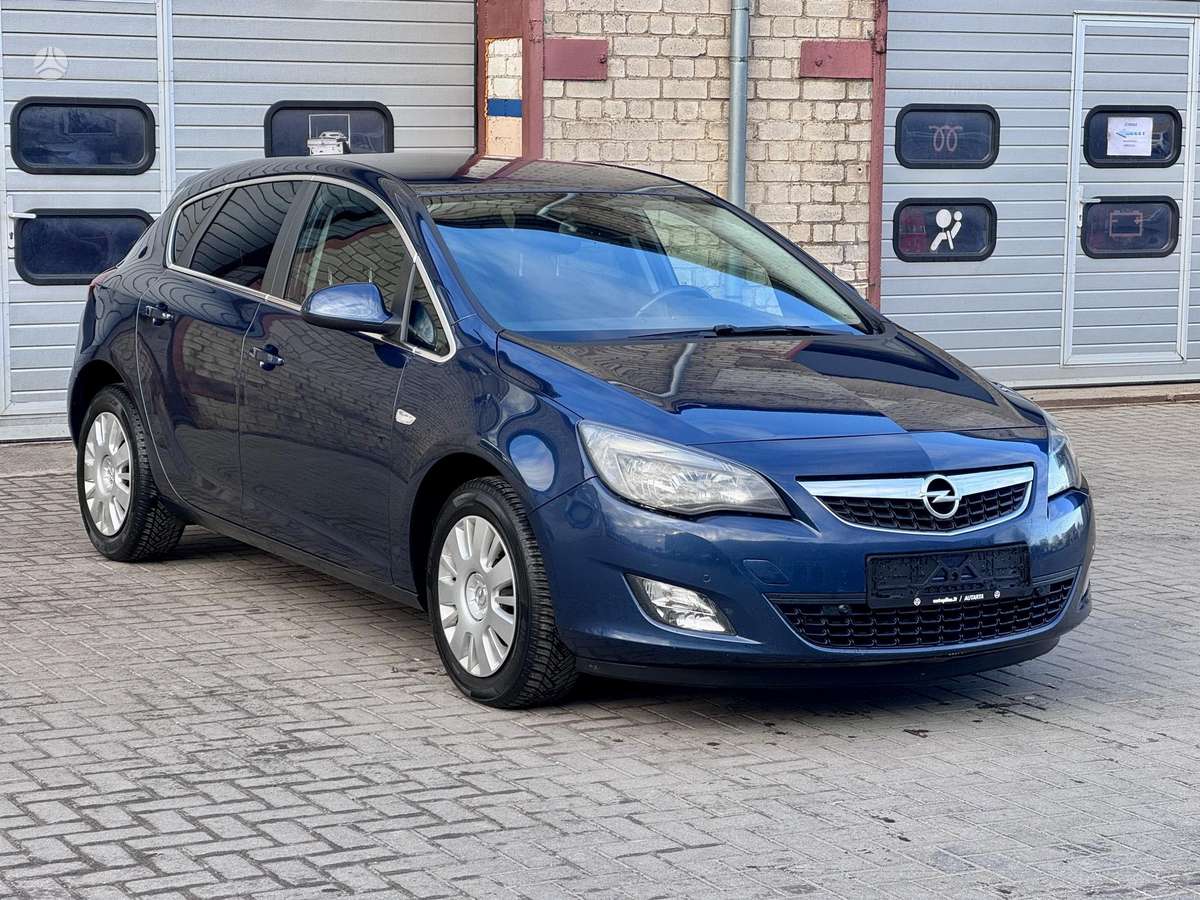 Opel Astra, 1.6 l., hatchback