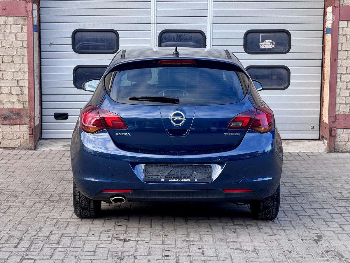 Opel Astra, 1.6 l., hatchback