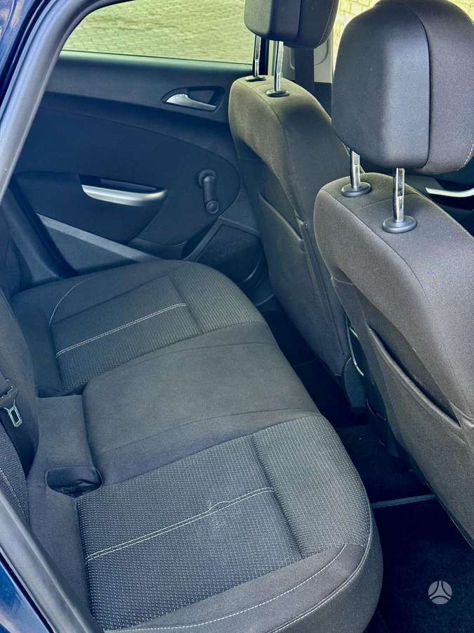Opel Astra, 1.6 l., hatchback