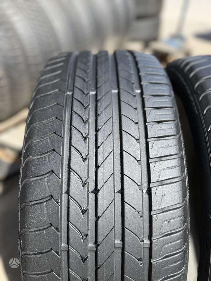 Goodyear EFFICIENTGRIP, vasarinės 215/40 R17