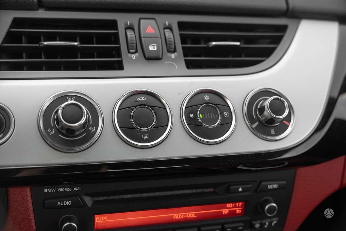 BMW Z4, 3.0 l., kabrioletas
